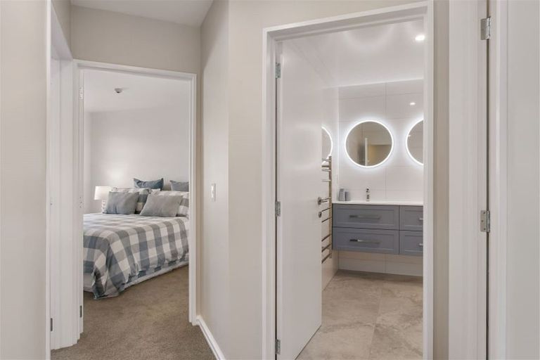 Photo of property in Admiralty Courts, 7/42 Marriner Street, Sumner, Christchurch, 8081