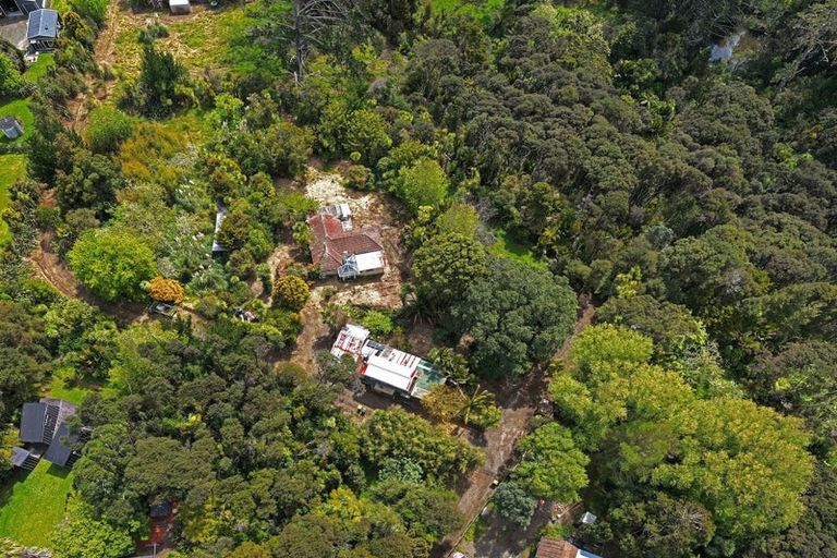 Photo of property in 285 Muriwai Road, Waimauku, 0881