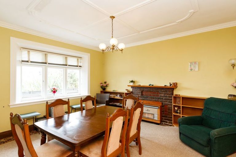 Photo of property in 11 Miro Street, Takaro, Palmerston North, 4410