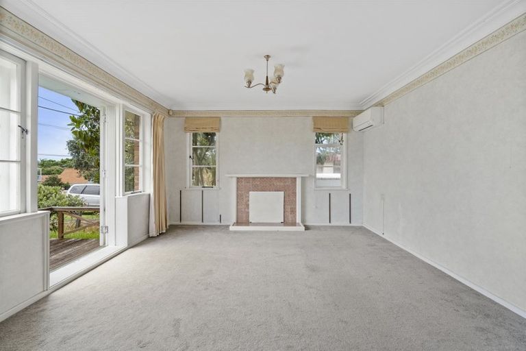 Photo of property in 20 Waterloo Road, Milford, Auckland, 0620