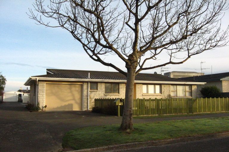 Photo of property in 32 Jackson Street, Richmond, Invercargill, 9810