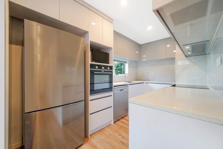 Photo of property in 33b Riverhills Avenue, Pakuranga Heights, Auckland, 2010