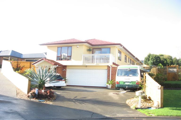 Photo of property in 13 Mattalie Place, Manurewa, Auckland, 2105