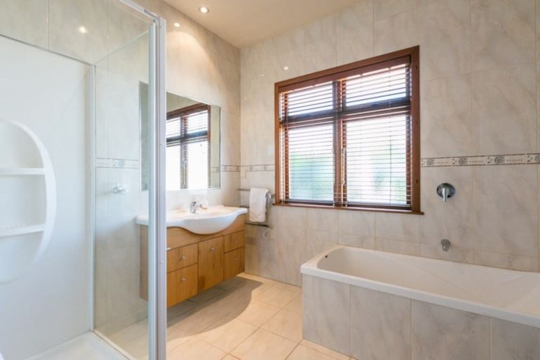 Photo of property in 6 Douglas Mclean Avenue, Marewa, Napier, 4110