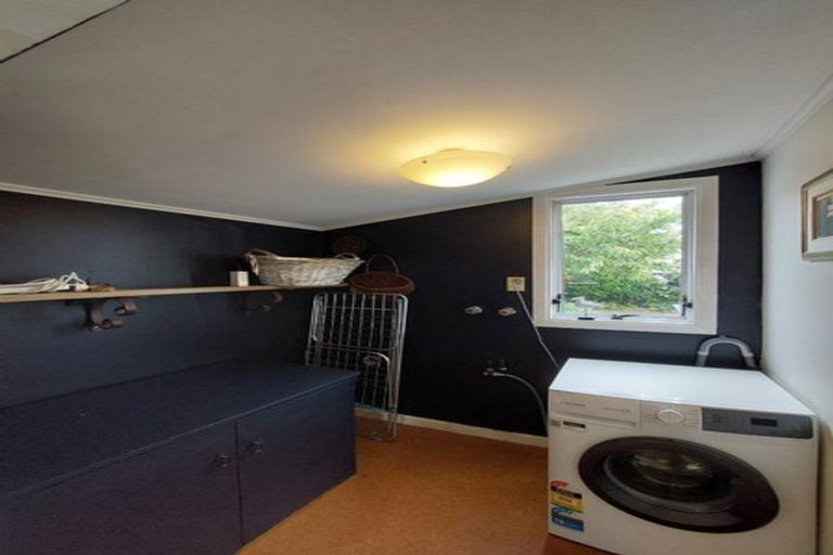 Photo of property in 39 South Road, Blagdon, New Plymouth, 4310