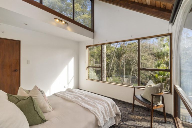 Photo of property in 195 Atkinson Road, Titirangi, Auckland, 0604