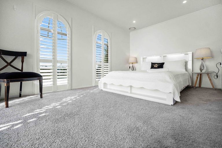 Photo of property in 31 Squirrel Lane, Browns Bay, Auckland, 0630