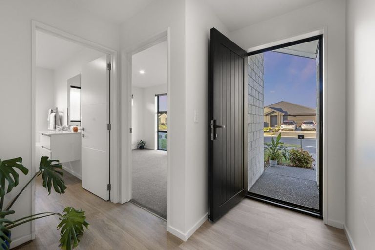 Photo of property in 34 Pitcaithly Street, Halswell, Christchurch, 8025