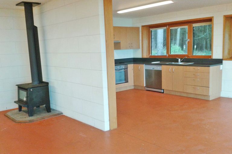 Photo of property in 10 Stafford Street, Hampden, 9410