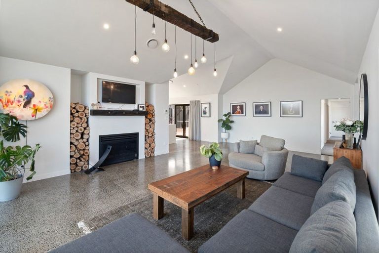 Photo of property in 137 Mchardie Road, Bulls, 4894