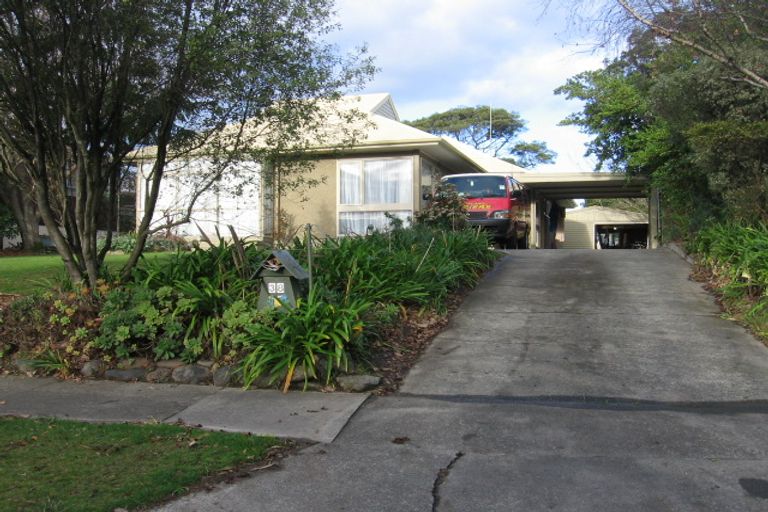 Photo of property in 38 Pinedale Parade, Milson, Palmerston North, 4414