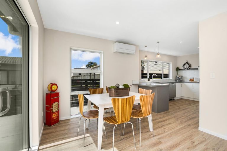 Photo of property in 3 Danden Way, Pukekohe, 2120