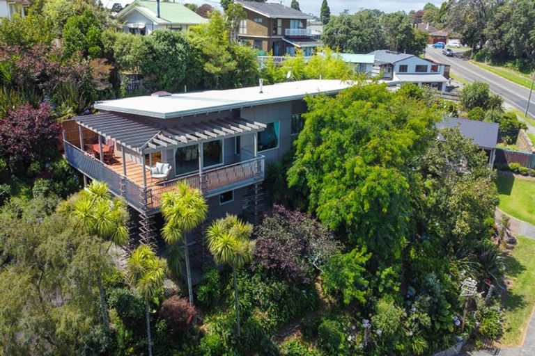 Photo of property in 117 Poplar Grove, Whalers Gate, New Plymouth, 4310