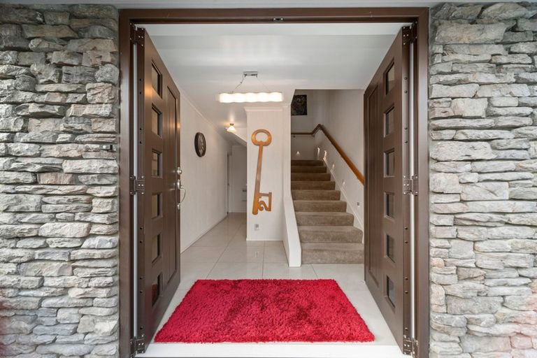 Photo of property in 15 Normand Place, Richmond Heights, Taupo, 3330