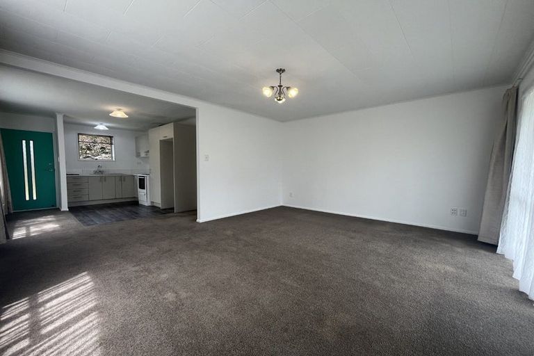 Photo of property in 1/74 Picton Avenue, Riccarton, Christchurch, 8011