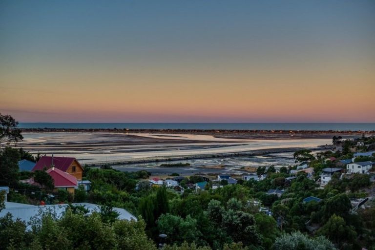 Photo of property in 93 Mount Pleasant Road, Mount Pleasant, Christchurch, 8081