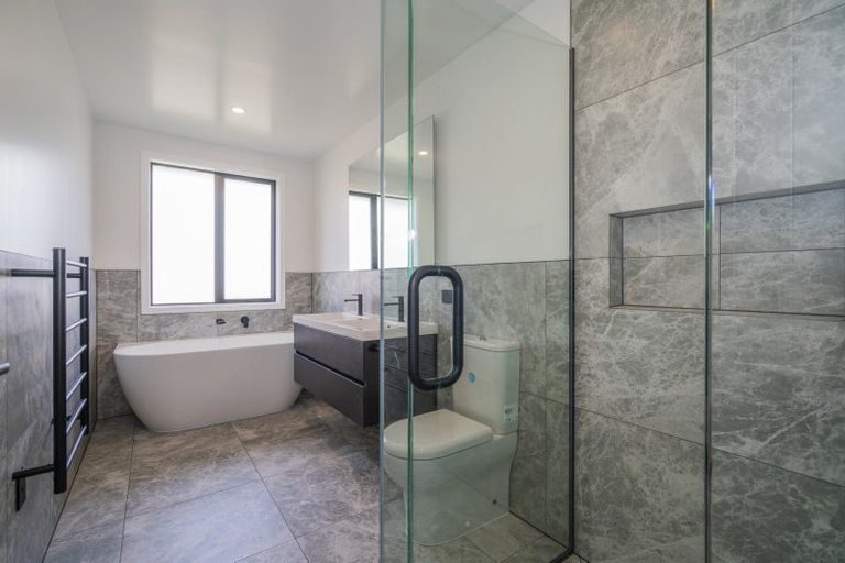 Photo of property in 267 Kupe Drive, Whitianga, 3510