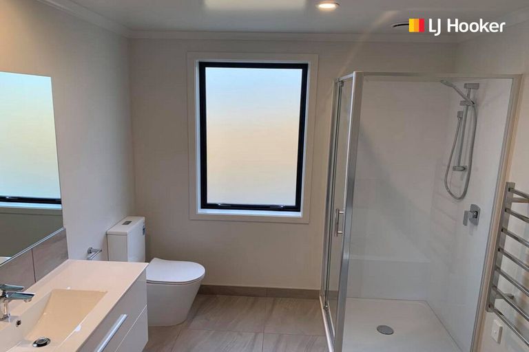 Photo of property in 1 Rexs Way, Green Island, Dunedin, 9018