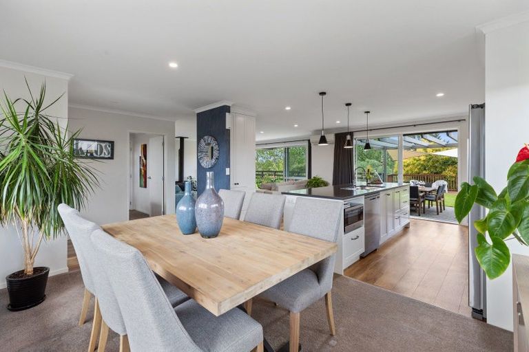 Photo of property in 10 Carex Close, Pyes Pa, Tauranga, 3112