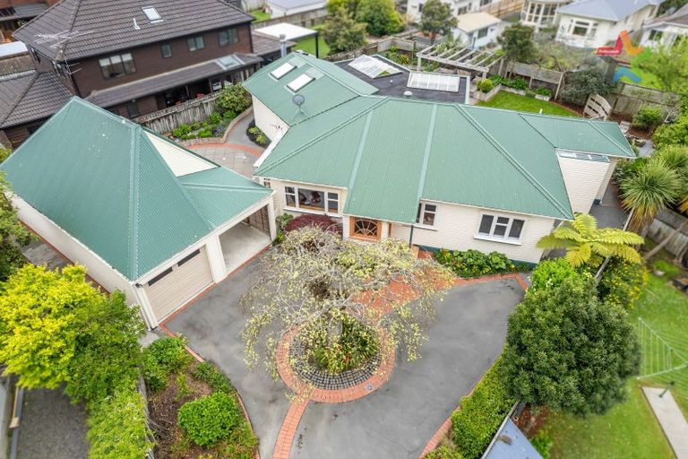 Photo of property in 183 Waiwhetu Road, Waterloo, Lower Hutt, 5011