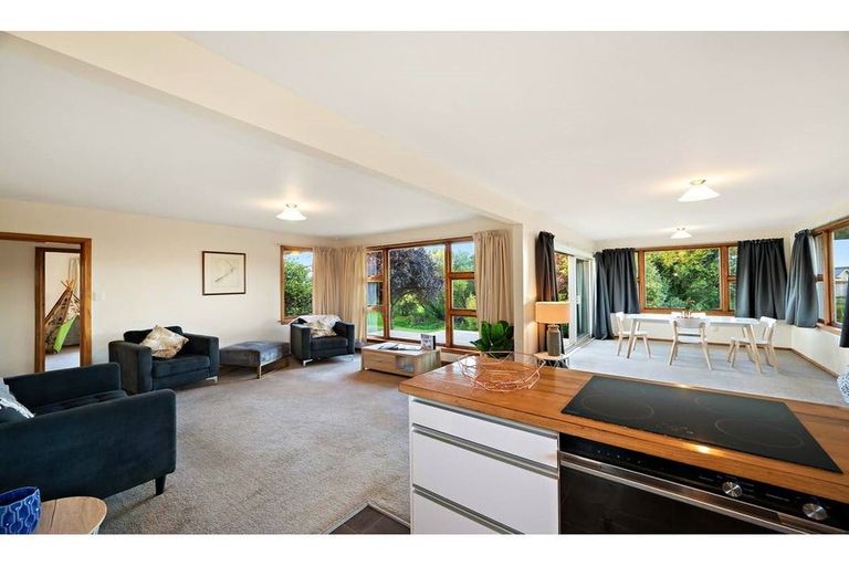 Photo of property in 302 Wigram Road, Wigram, Christchurch, 8025