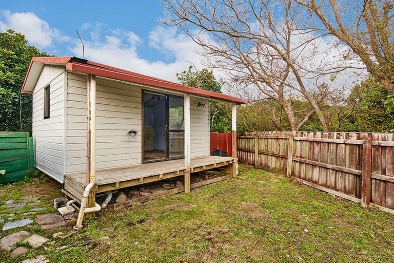 Photo of property in 3 Clematis Grove, Maungaraki, Lower Hutt, 5010
