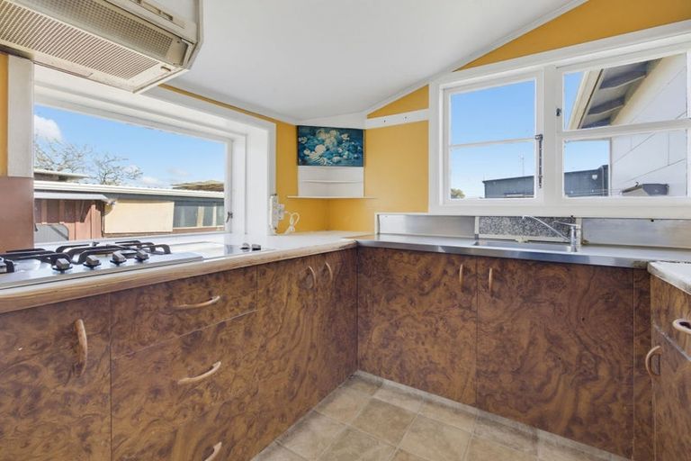 Photo of property in 24 Linklater Avenue, Foxton Beach, Foxton, 4815