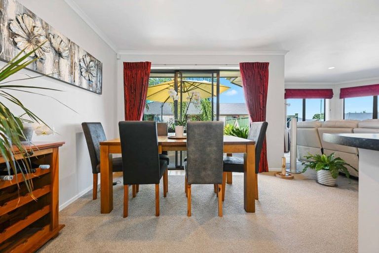 Photo of property in 35 Stoneleigh Drive, Chartwell, Hamilton, 3210