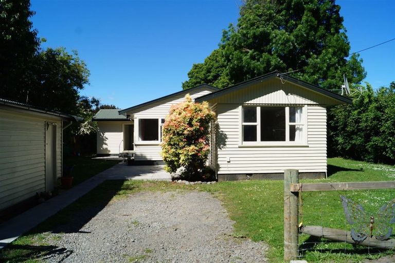 Photo of property in 12 Tekoa Street, Waiau, 7332