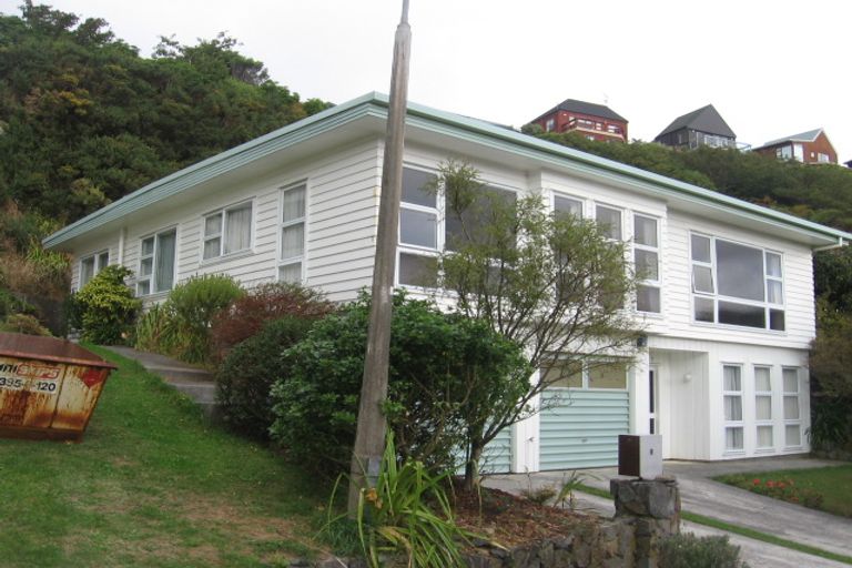 Photo of property in 8 Lynmouth Avenue, Karori, Wellington, 6012