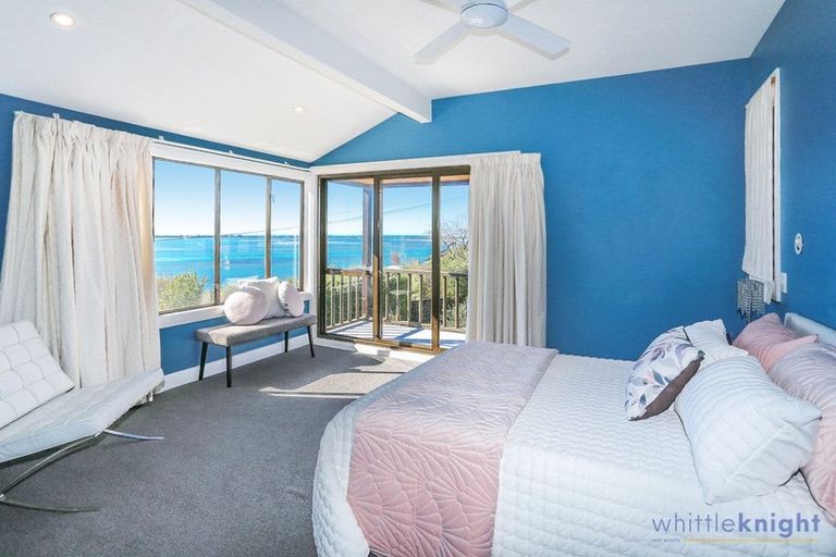 Photo of property in 18 Mount Pleasant Road, Mount Pleasant, Christchurch, 8081