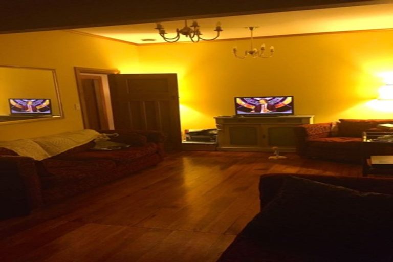 Photo of property in 18 Bombay Street, Ngaio, Wellington, 6035