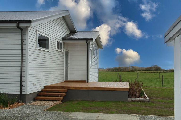 Photo of property in 8 Peace Street, Tuatapere, 9620