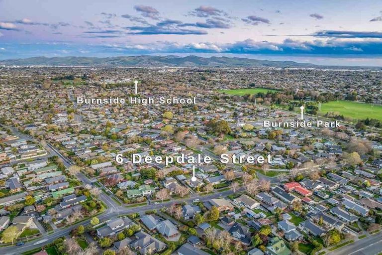 Photo of property in 6 Deepdale Street, Burnside, Christchurch, 8053