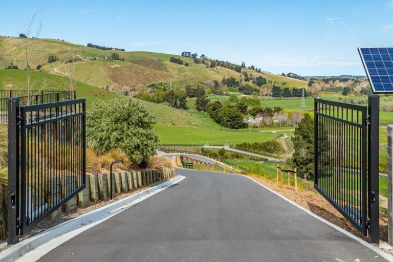 Photo of property in 10 Kapuka Lane, Kennedys Bush, Christchurch, 8025
