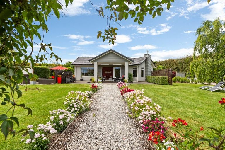 Photo of property in 139 Richmond Road, Brixton, New Plymouth, 4373
