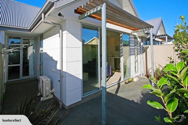 Photo of property in 11g Clarence Street South, Addington, Christchurch, 8024