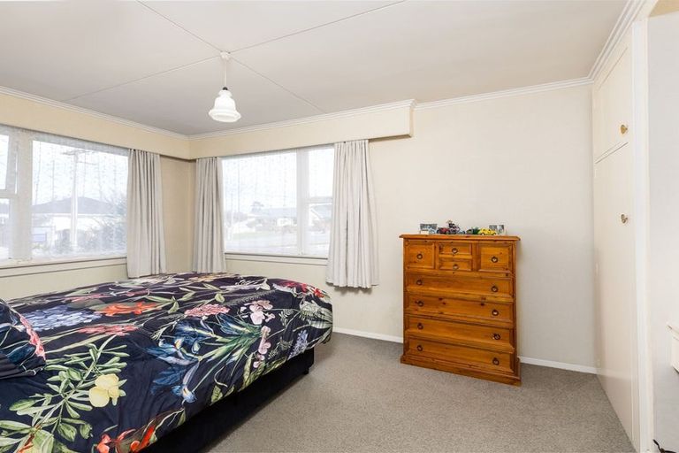 Photo of property in 16 Opie Street, Waimate, 7924