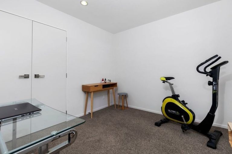 Photo of property in 50 Makamaka Lane, Albany Heights, Auckland, 0632