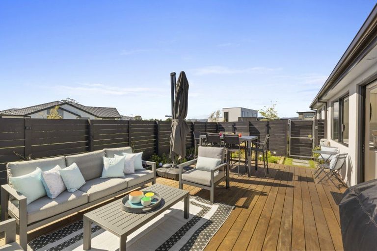 Photo of property in 52 Manakura Street, Russley, Christchurch, 8042