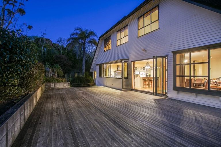 Photo of property in 10 Bristol Road, Whenuapai, Auckland, 0618