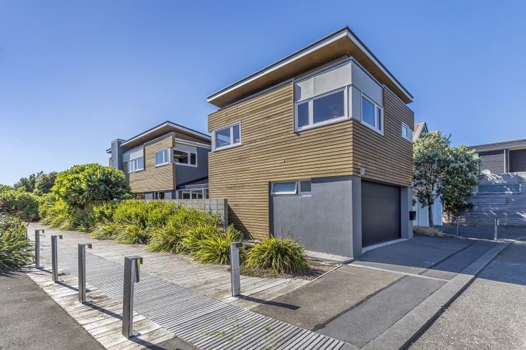 Photo of property in 29 Boardwalk Lane, Seatoun, Wellington, 6022