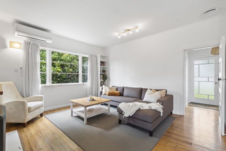 Photo of property in 27 Bledisloe Terrace, Hamilton East, Hamilton, 3216