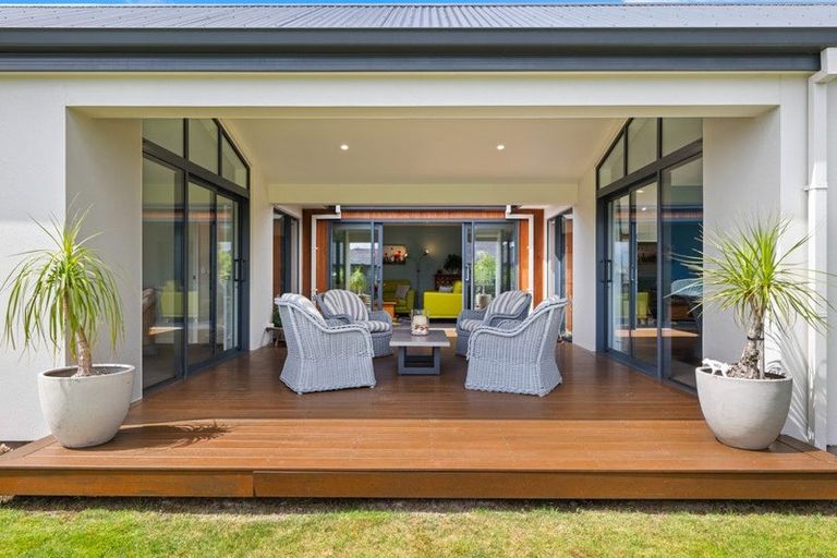 Photo of property in 17 Rose Manor Drive, Springlands, Blenheim, 7201