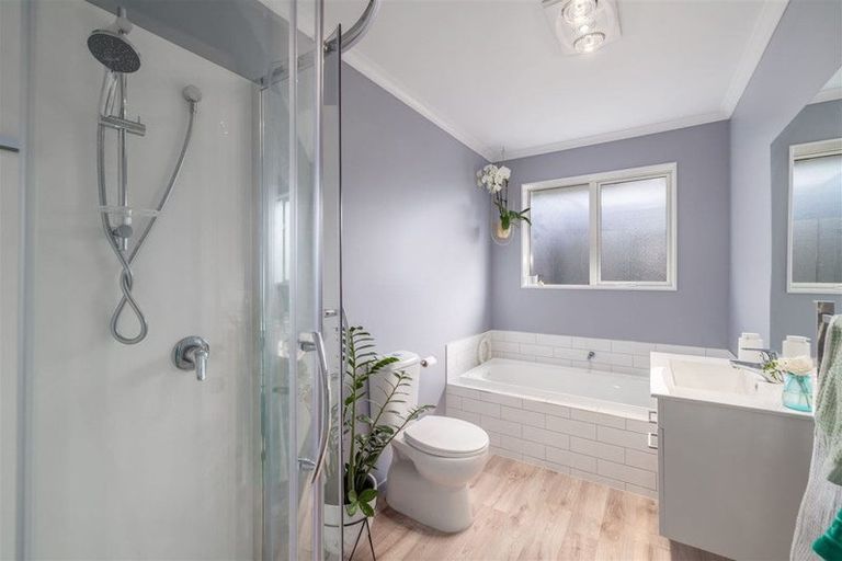 Photo of property in 39 Blue Jacket Drive, Halswell, Christchurch, 8025