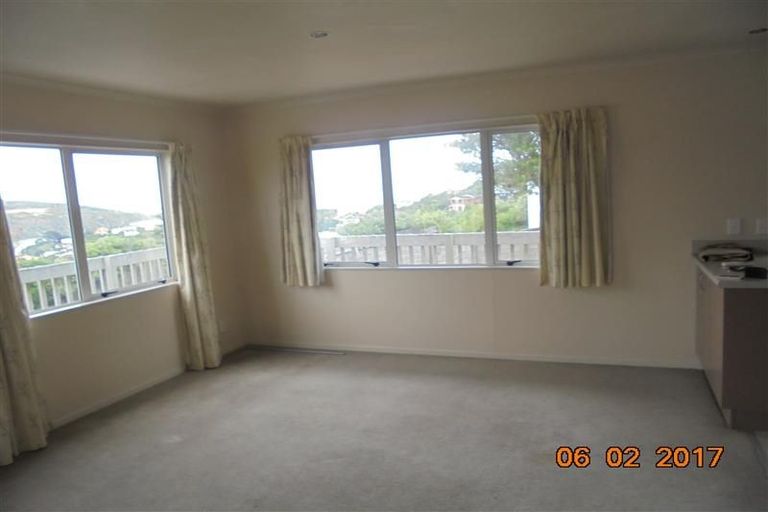 Photo of property in 74a Owhiti Street, Titahi Bay, Porirua, 5022