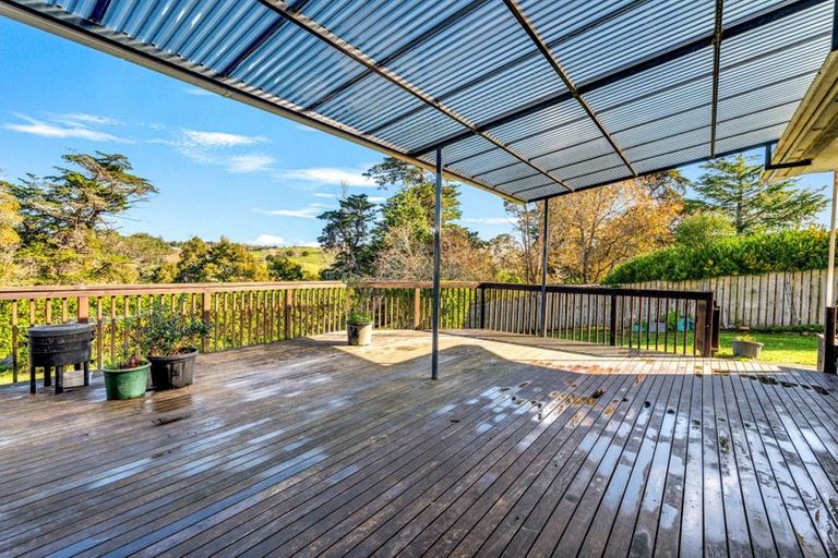 Photo of property in 8 Doctors Hill Road, Maungaturoto, 0520