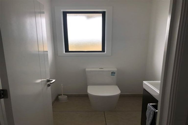 Photo of property in 8 Edwin Ebbett Place, Wigram, Christchurch, 8025