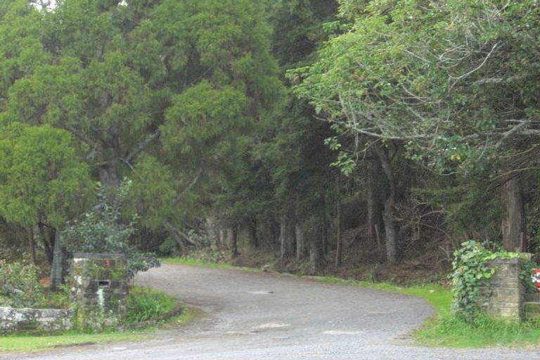 Photo of property in 3 Memorial Drive, Parahaki, Whangarei, 0112