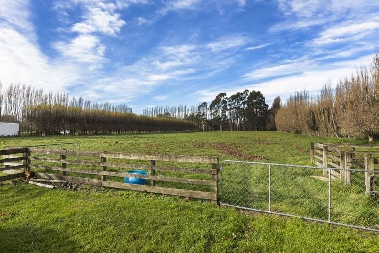 Photo of property in 569 Johns Road, Harewood, Christchurch, 8051